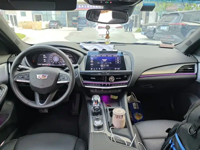 Cadillac CT5 — Фото автомобиля 7