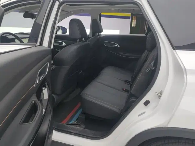 Changan X7 Plus — Фото автомобиля 11