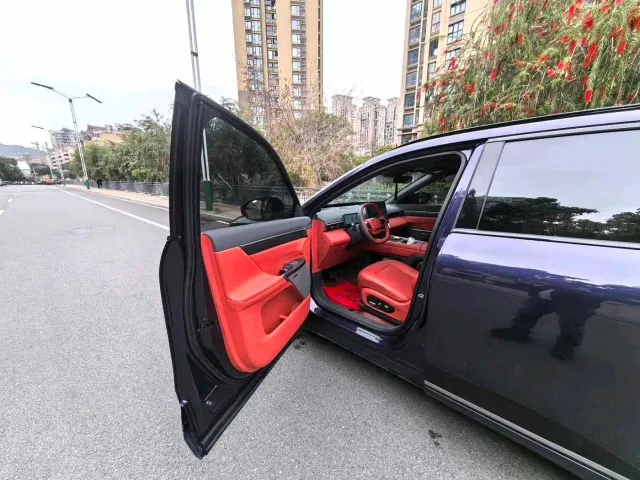 Dongfeng eπ 008 — Фото автомобиля 9