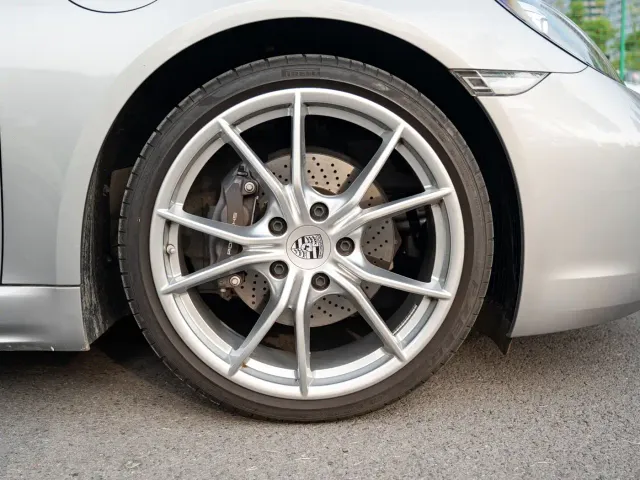 Porsche 718 — Фото автомобиля 21