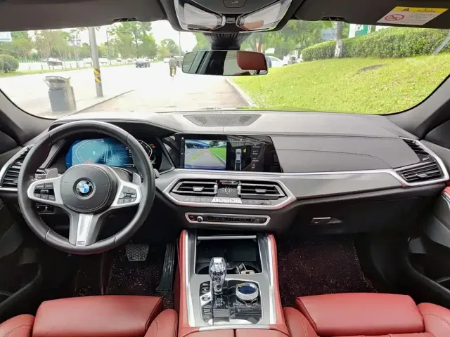 BMW BMW X6 2022 xDrive30i M Sport Package — Фото автомобиля 10