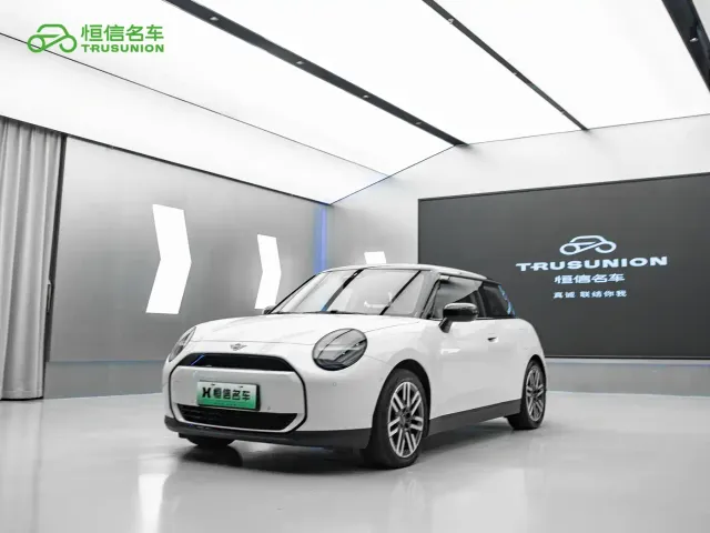 Фотография автомобиля — MINI Cooper