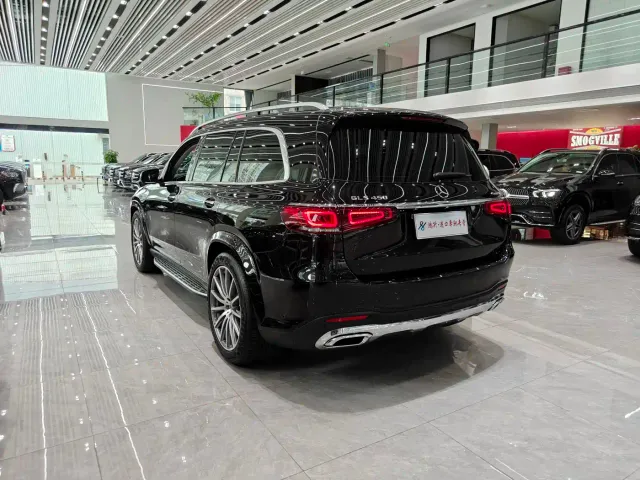 Mercedes-Benz GLS-Class — Фото автомобиля 30