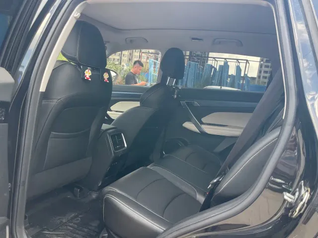 Geely Boyue — Фото автомобиля 7