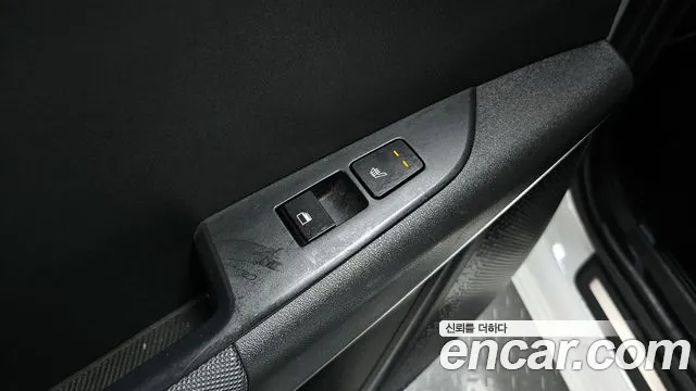 Kia Niro The All New Niro Signature — Фото автомобиля 16