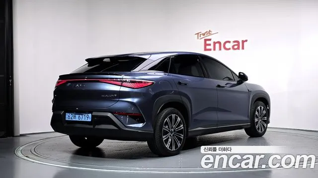 BYD Sealion 7 — Фото автомобиля 2