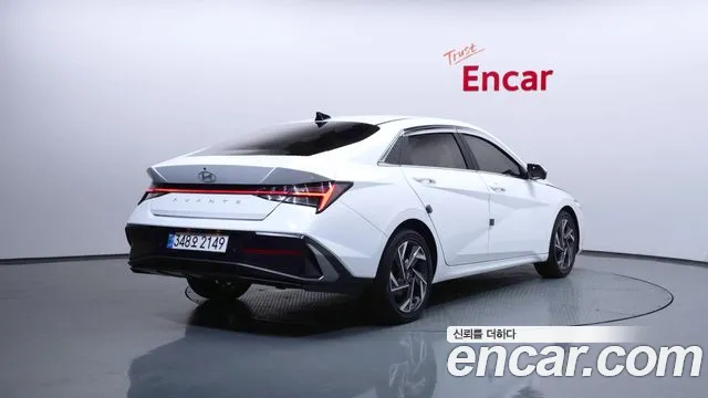 Hyundai AVANTE Новый Avante (CN7) — Фото автомобиля 2