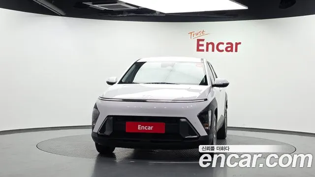 Hyundai Kona SX2 — Фото автомобиля 3