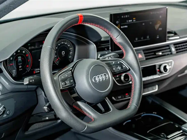 Audi A4L — Фото автомобиля 11