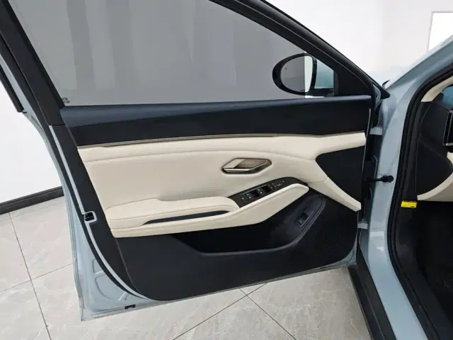 BYD Qin L — Фото автомобиля 7
