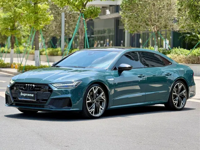 Фотография автомобиля — Audi A7L