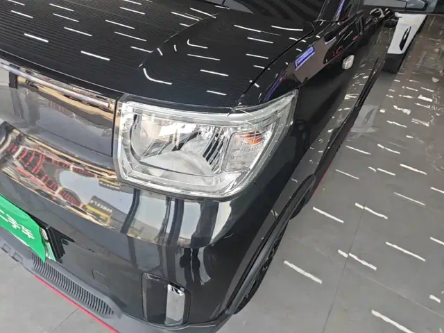 Wuling Hongguang Mini EV — Фото автомобиля 23