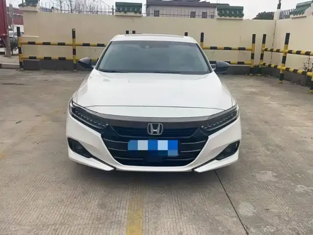 Фотография автомобиля — Honda Accord
