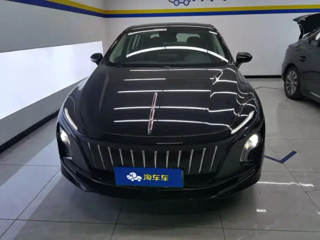 Hongqi E-QM5 — Фото автомобиля 2