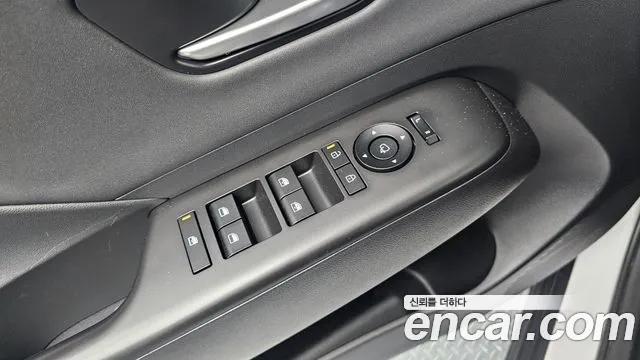 Hyundai Kona Kona (SX2) Бензин 1.6 турбо 2WD — Фото автомобиля 27