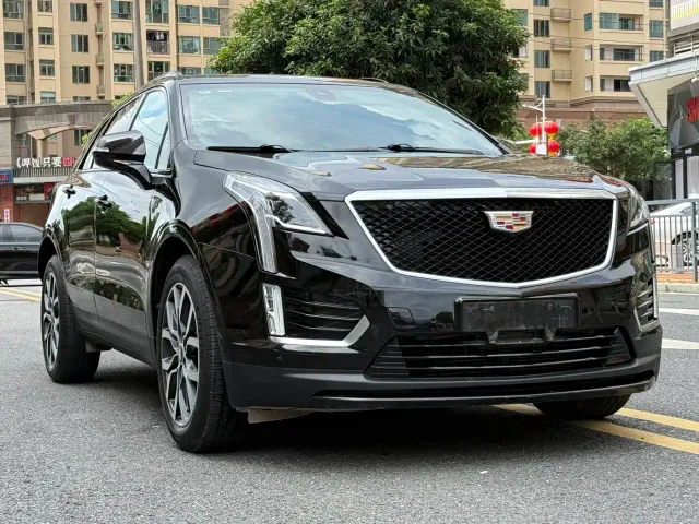 Cadillac XT5 — Фото автомобиля 3