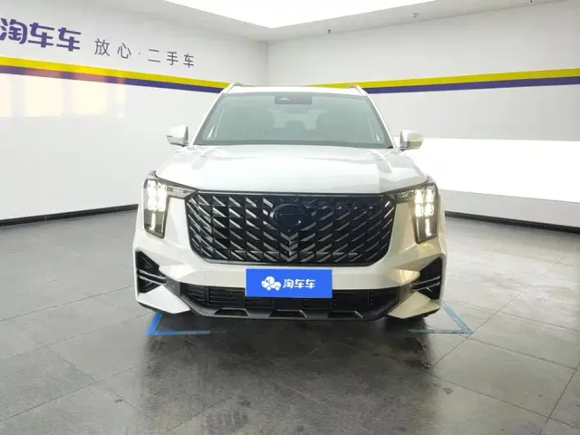 GAC Trumpchi GS8 — Фото автомобиля 2