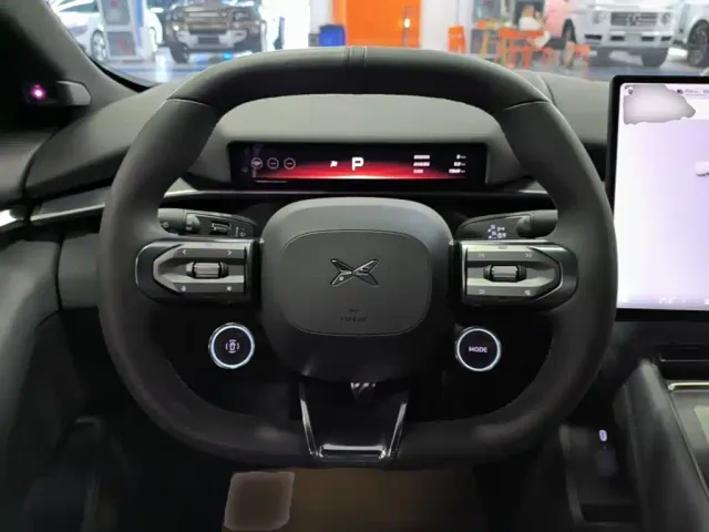 Xpeng P7 — Фото автомобиля 10