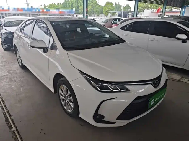 Toyota Corolla — Фото автомобиля 3