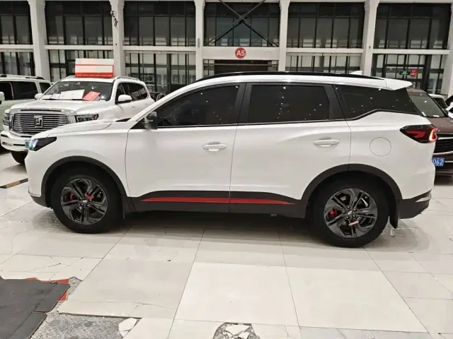 Chery Tiggo 7 — Фото автомобиля 8