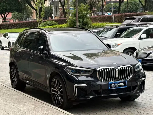 BMW X5 — Фото автомобиля 3