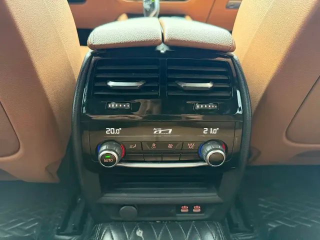 BMW 6 Series Gran Turismo — Фото автомобиля 13