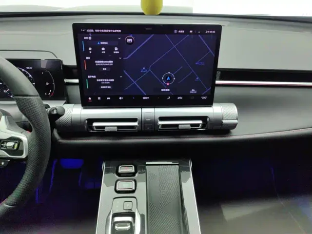 GAC Trumpchi Emkoo — Фото автомобиля 13