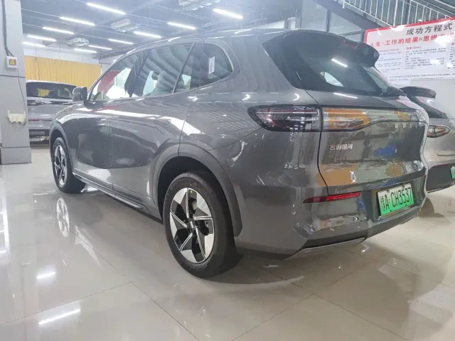 Geely Galaxy E5 — Фото автомобиля 16