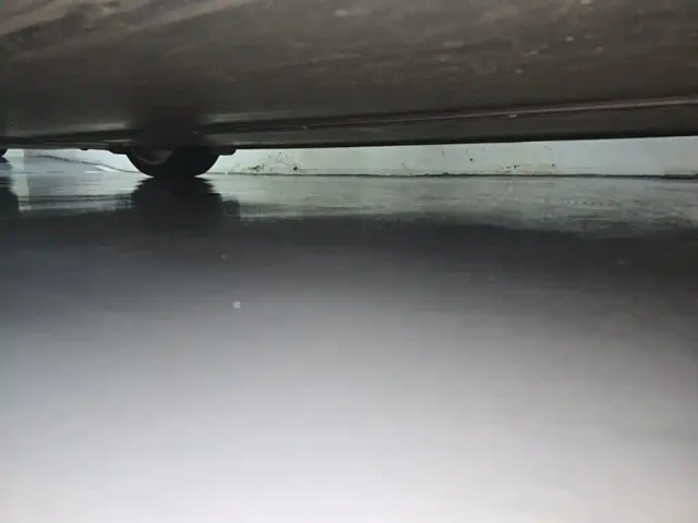 Tesla Model 3 — Фото автомобиля 19