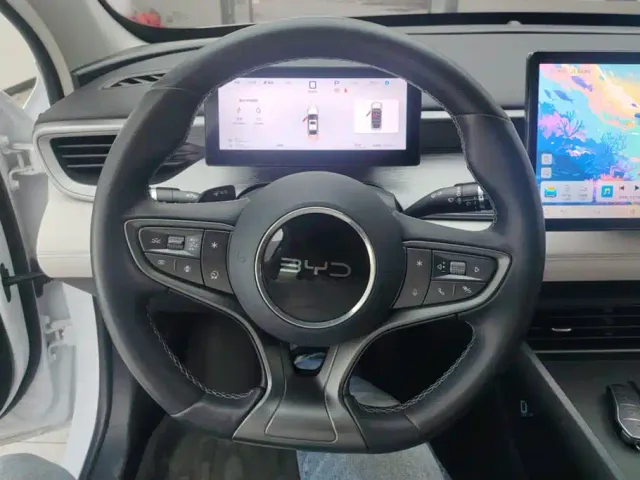 BYD Seal 05 DM-i — Фото автомобиля 15