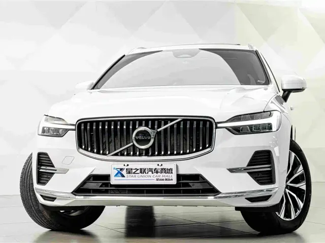 Volvo XC60 — Фото автомобиля 3