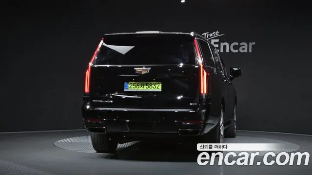 Cadillac Escalade 5th Gen — Фото автомобиля 6