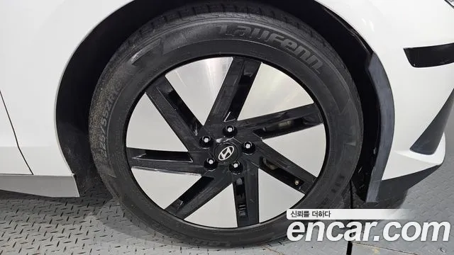 Hyundai Ioniq 6 — Фото автомобиля 6