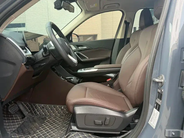 BMW X1 — Фото автомобиля 4