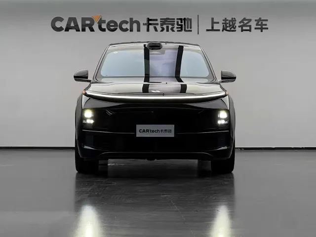 Li Auto L9 — Фото автомобиля 7