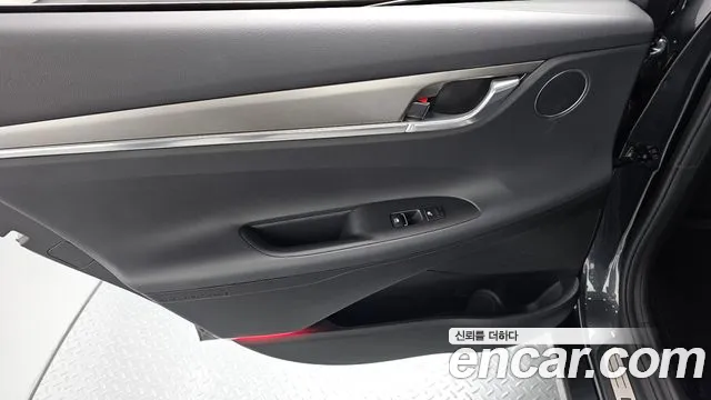 Hyundai Grandeur — Фото автомобиля 20
