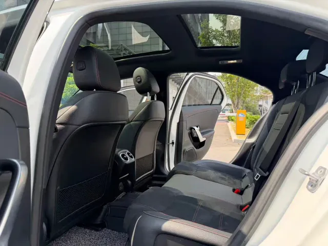 Mercedes-Benz A-Class — Фото автомобиля 8