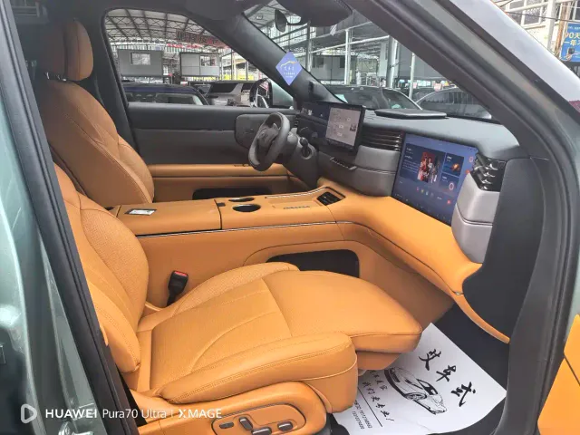 IM Motors LS8 — Фото автомобиля 9