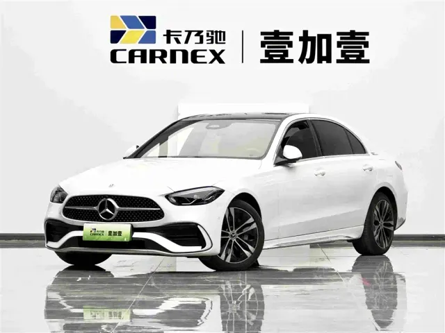 Фотография автомобиля — Mercedes-Benz C-Class