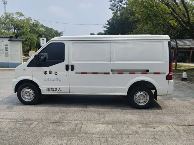 Ruichi New Energy EC35 — Фото автомобиля 4