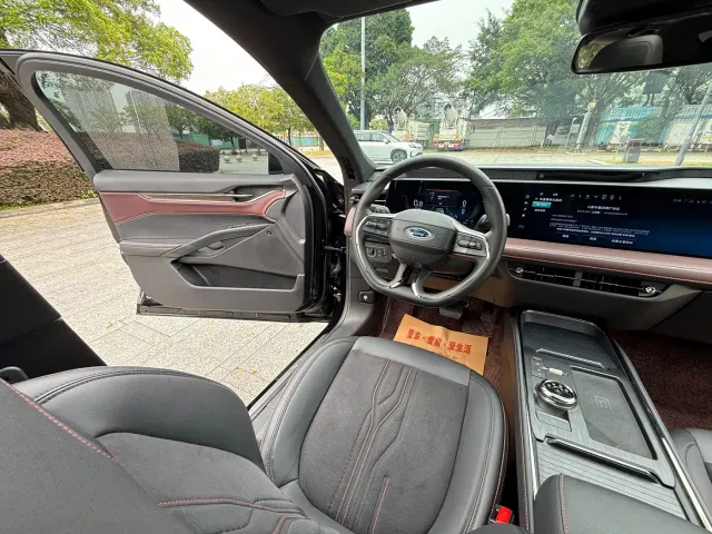 Ford Mondeo — Фото автомобиля 16
