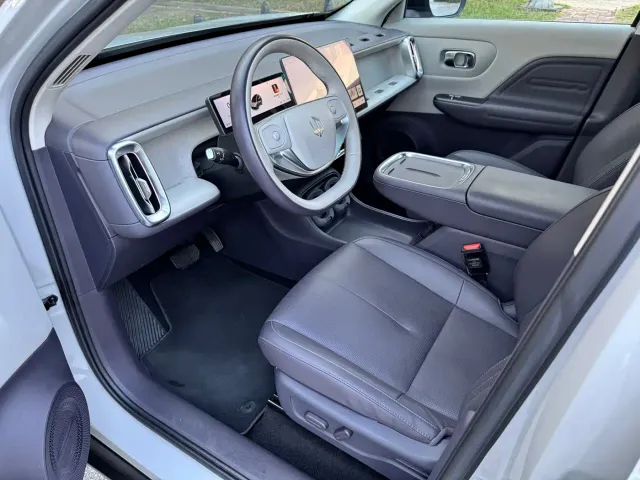Leapmotor B10 — Фото автомобиля 10