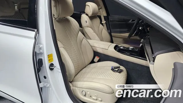Genesis G80 RG3 — Фото автомобиля 18