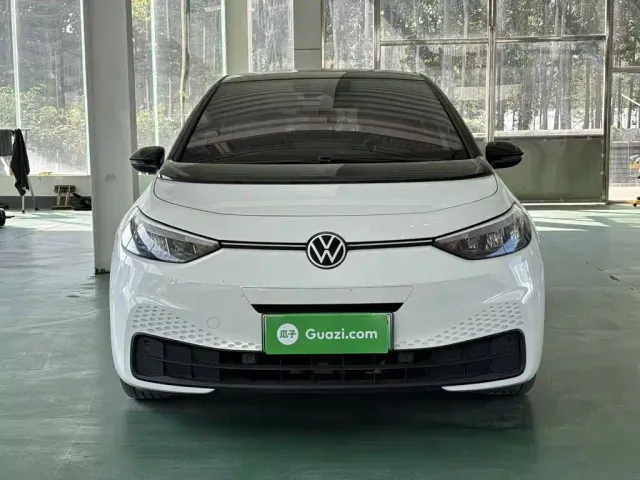 Volkswagen ID.3 — Фото автомобиля 2