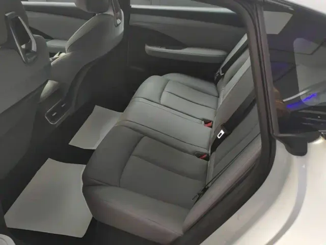Nissan N7 — Фото автомобиля 16