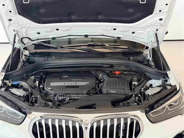 BMW X1 — Фото автомобиля 14