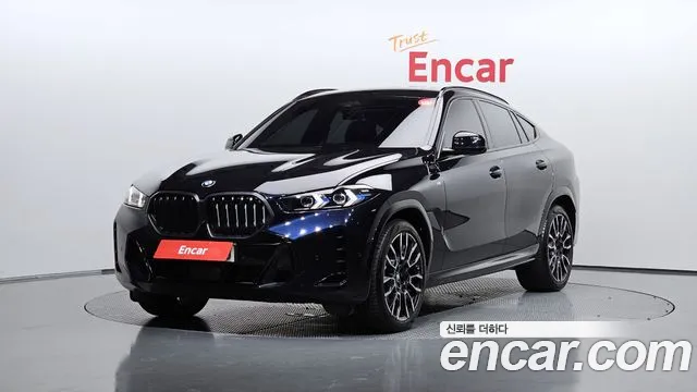 Фотография автомобиля — BMW X6 G06