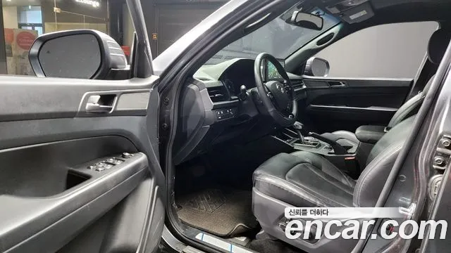 KG_Mobility_Ssangyong Rexton Новый Rexton Sport Khan Дизель 2.2 4WD — Фото автомобиля 10