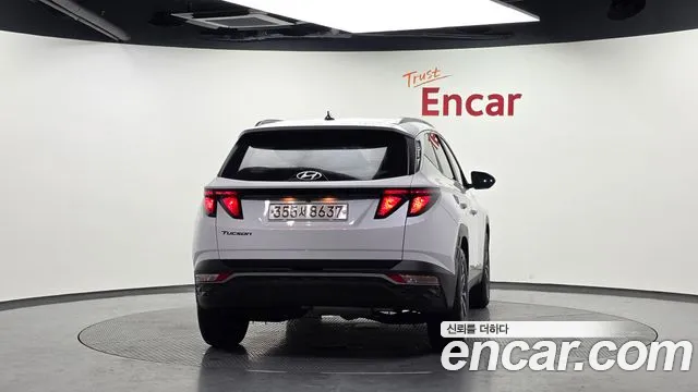 Hyundai Tucson Tucson (NX4) Дизель 2.0 2WD — Фото автомобиля 4