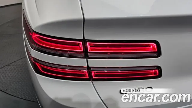 Genesis GV80 2.5T Бензин AWD — Фото автомобиля 17